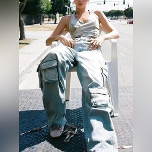 ZARA MID-RISE CARGO JEANS